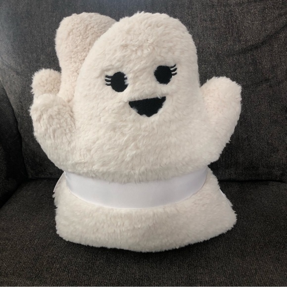 Last One! Novogratz Ghost Pillows Halloween Throw Pillow WHITE 2PC Tiktok Viral - Picture 7 of 7